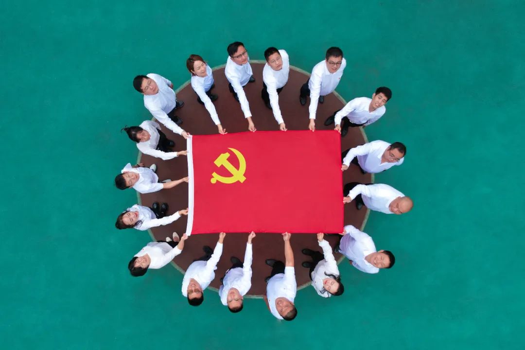 实干用英语怎么说_用实干_实干用四个字