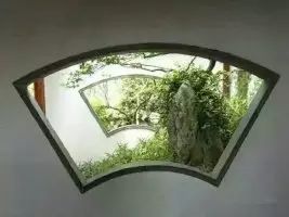 安静的坚强_在安静中，不慌不忙地坚强_在安静中不慌不忙地刚强