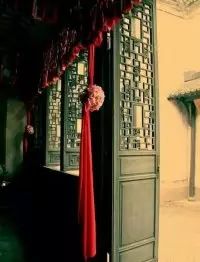 在安静中不慌不忙地刚强_安静的坚强_在安静中，不慌不忙地坚强