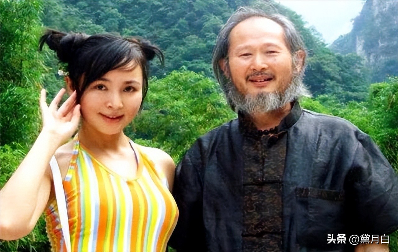 离婚女儿让父亲_女儿给父亲做模特_父亲让女儿做人体模特