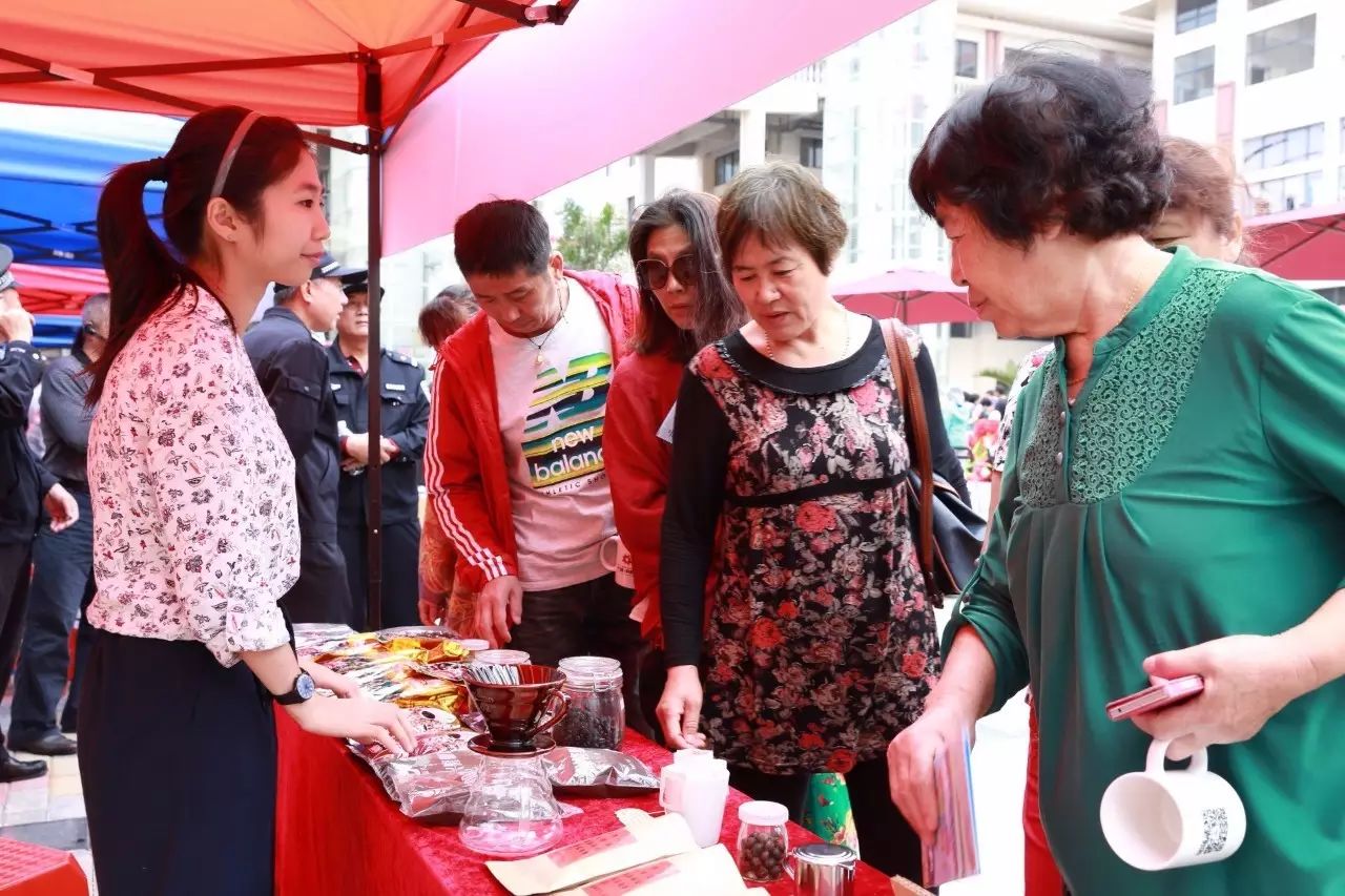 中国老年学学会老年旅游专业委员会_老年大学学委会_老年旅游协会