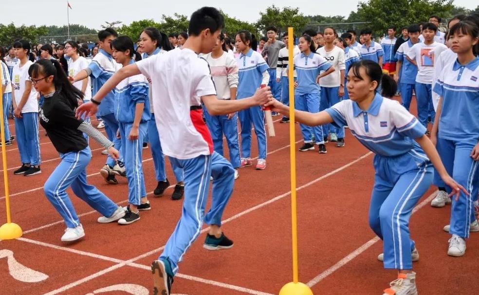 谈恋爱困难的人_程序员谈恋爱真的好难_很难谈恋爱