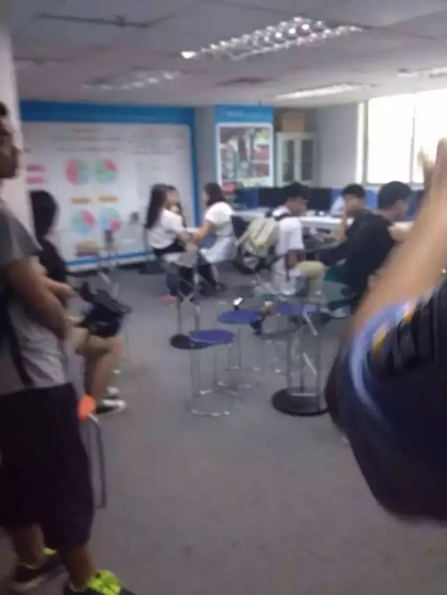 大学生暑假工骗局_广州暑假工招聘陷阱_应聘暑假工应该问清楚些什么