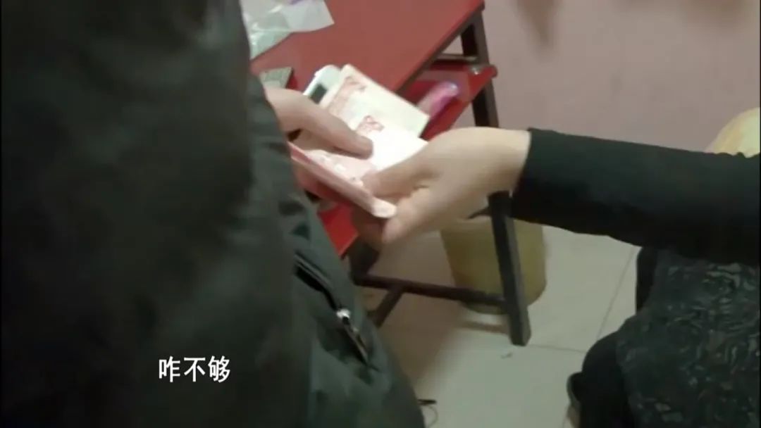 变形计没有爸妈的女孩是哪一期_变形计 叛逆少年 教育 改造效果