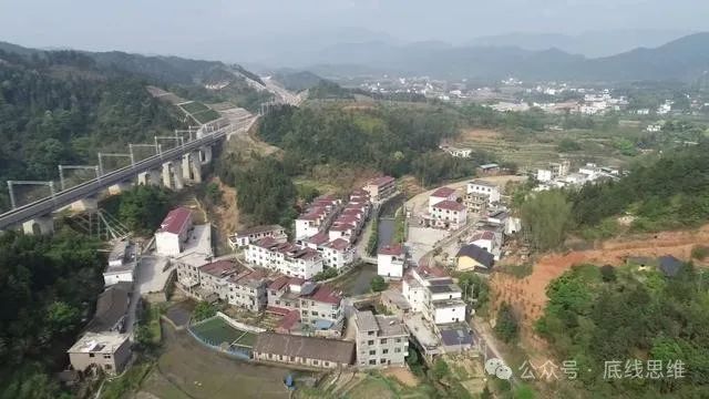烈日骄阳图片_骄傲如烈阳卑微如尘土_爱可以让你骄傲如烈日图片