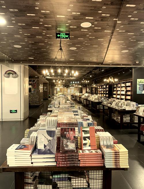 现在开个实体书店可行吗_疫情后实体书店经营策略_实体书店销售恢复情况