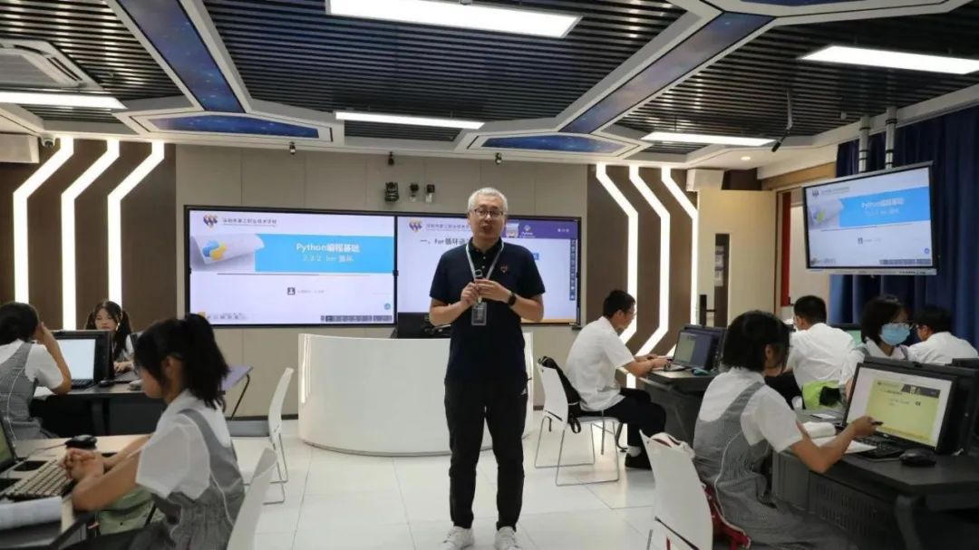 深圳工匠学院_深圳第三职业技术学院环境_深圳市第三职业技术学校