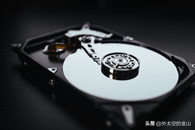 硬盘数据恢复_硬盘上的电路板可以换吗_物理硬盘故障
