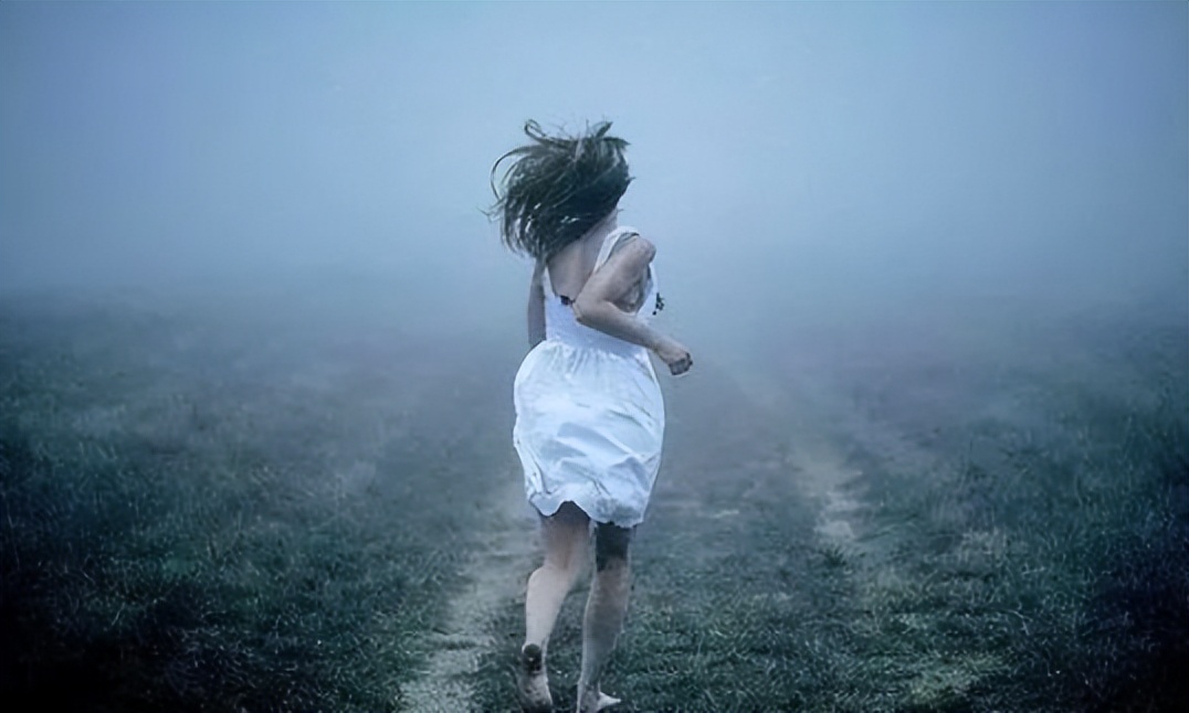 梦见女儿怀孕是好是坏_梦见自己怀孕_梦见自己结婚