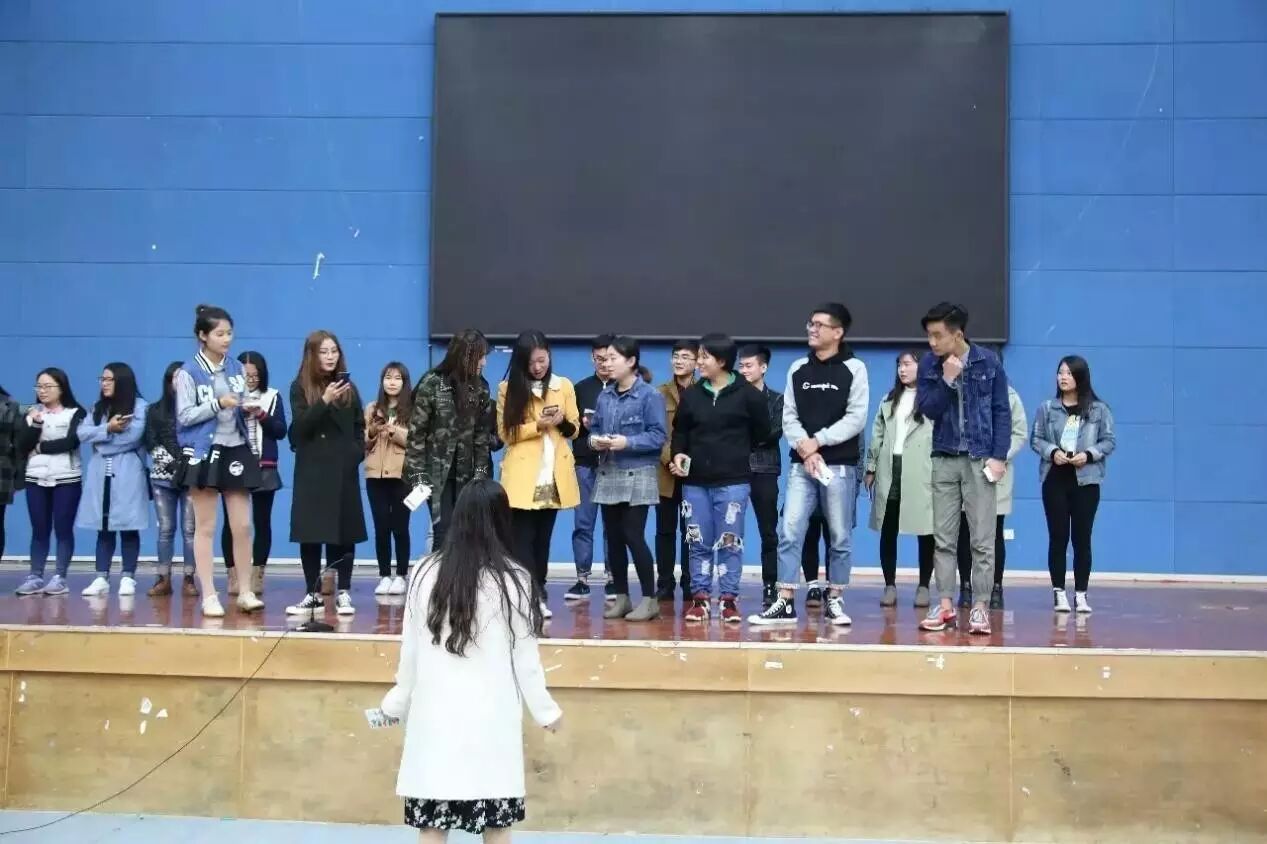 文艺部工作总结_文艺部活动策划_学生会部门工作总结800