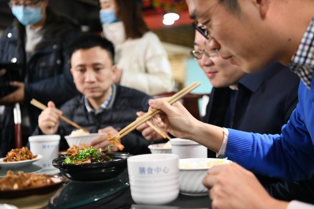 生理性喜欢真实写照_爱一个人是什么滋味?_爱一个人能闻出专属味道