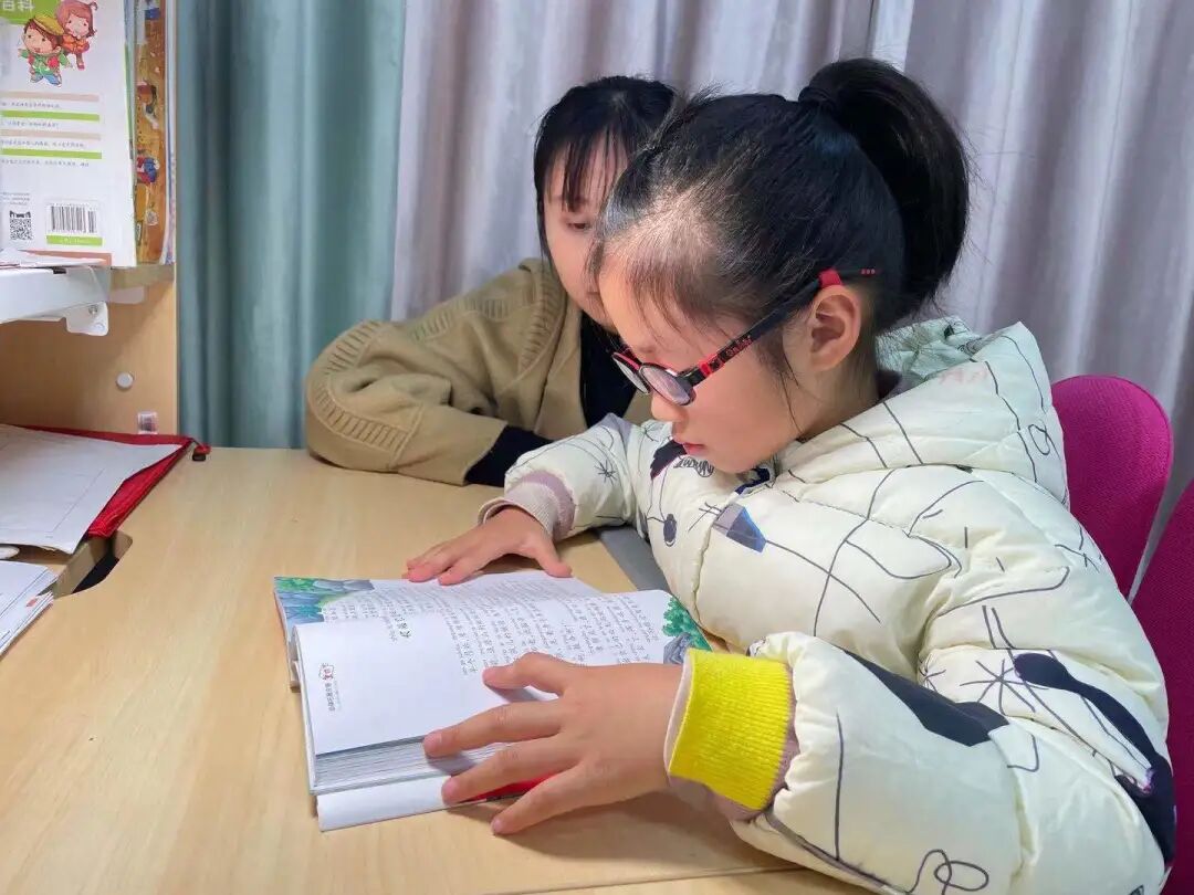 一年级寒假阅读活动_一年级读书计划表图片_一年级学生阅读心得