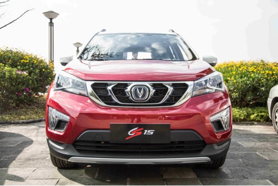 cs15自动挡配置么样_小型SUV推荐 长安CS15 长安CS15自动挡