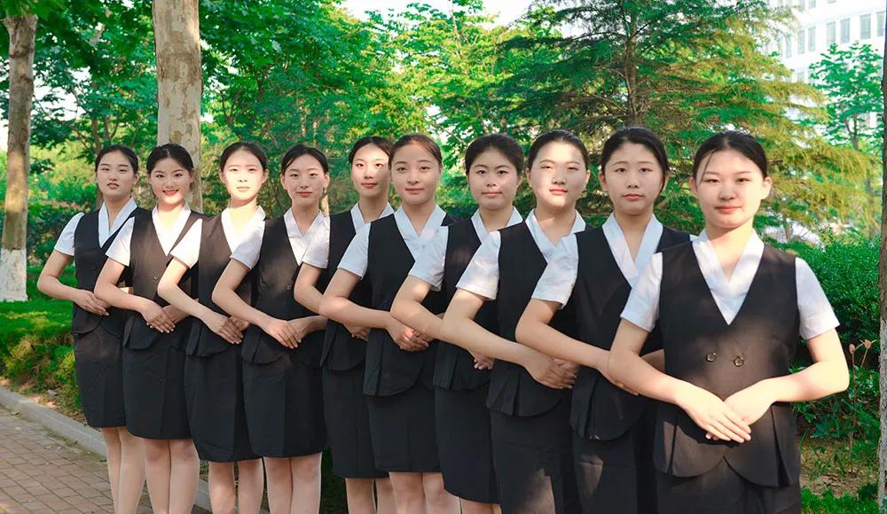 中职旅游服务与管理专业就业前景_旅游服务与管理专业知识涵盖_中职旅游管理老师招聘题库