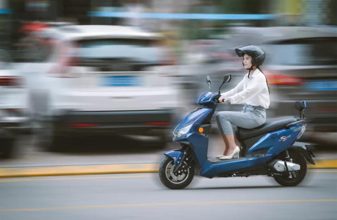 12v天能电池价格表_天能石墨烯电池VS超威石墨烯电池_石墨烯电池续航里程对比