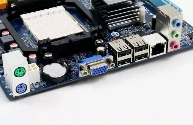 笔记本电脑换主板后果_选购电子产品注意事项_主板接口设计问题