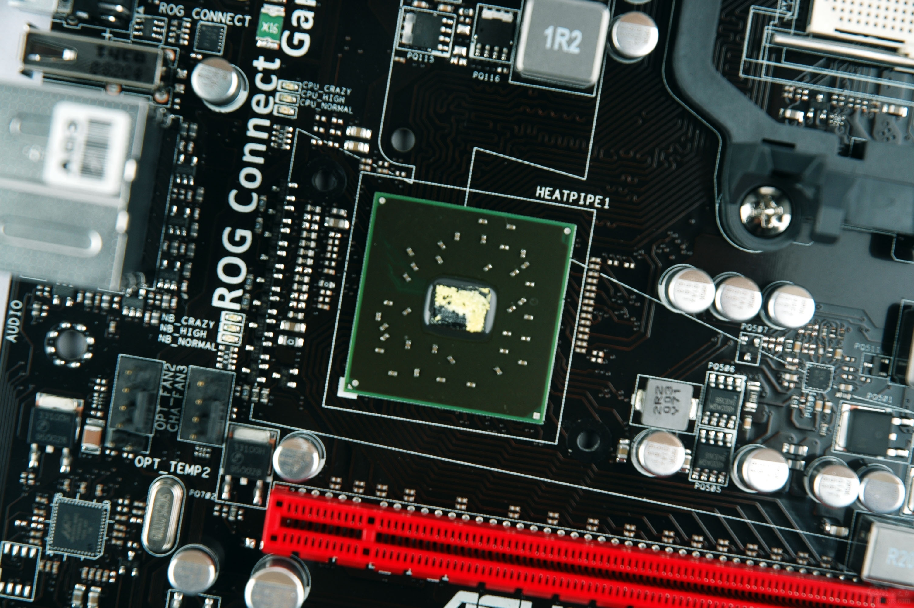 电脑主机内部有哪些配件_主板核心器件_主板组成