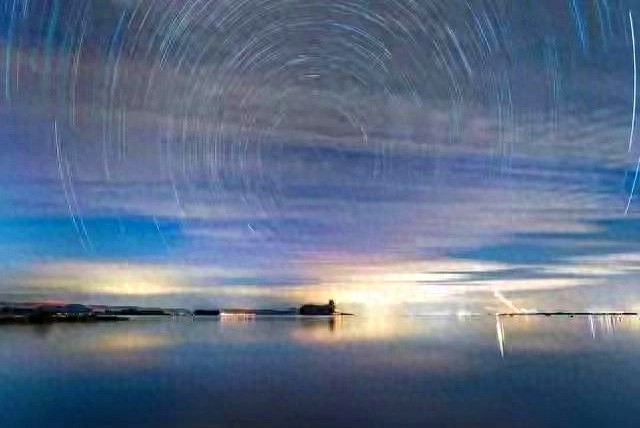 梦到去世的奶奶说会回来找我的-为什么过世的亲人很少托梦给子女？孟婆：不是不想来，而是不敢来