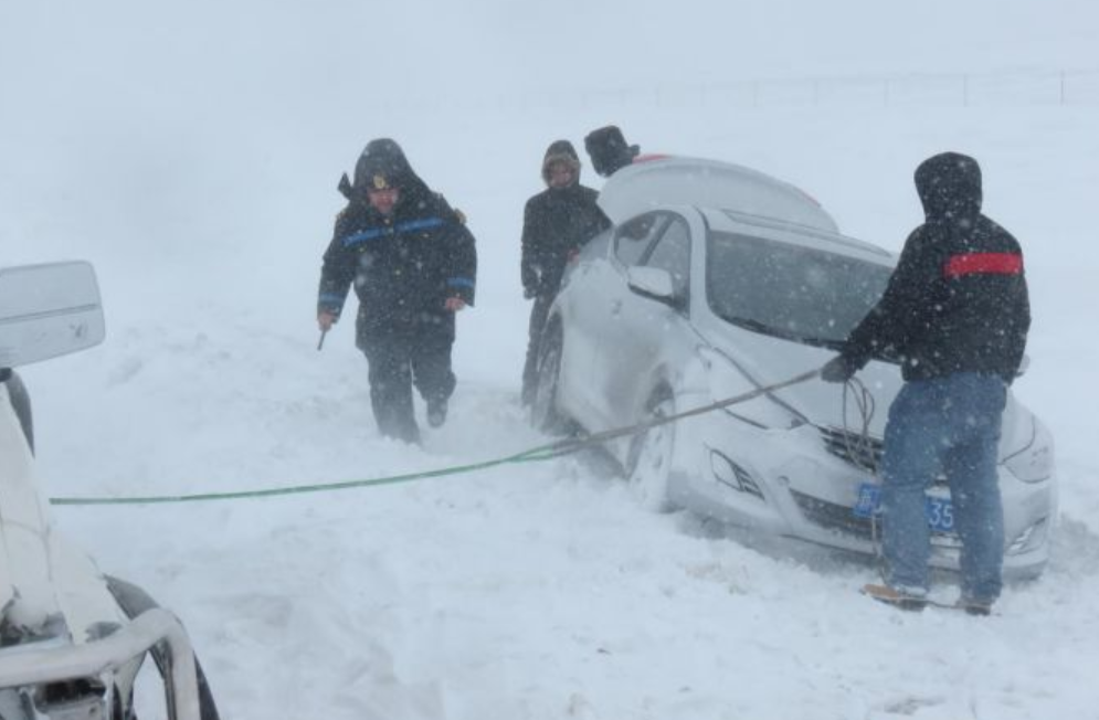 家长英语学习路线规划_儿童去私家学英语好还是去机构好_家庭沉浸式英语环境构建