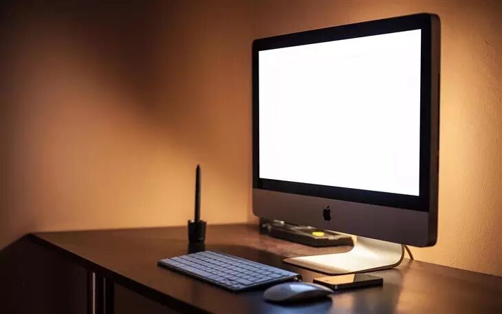 显示器屏幕比例16:916:1021:9区别_笔记本连接显示器如何设置_笔记本电脑外接显示器尺寸选择