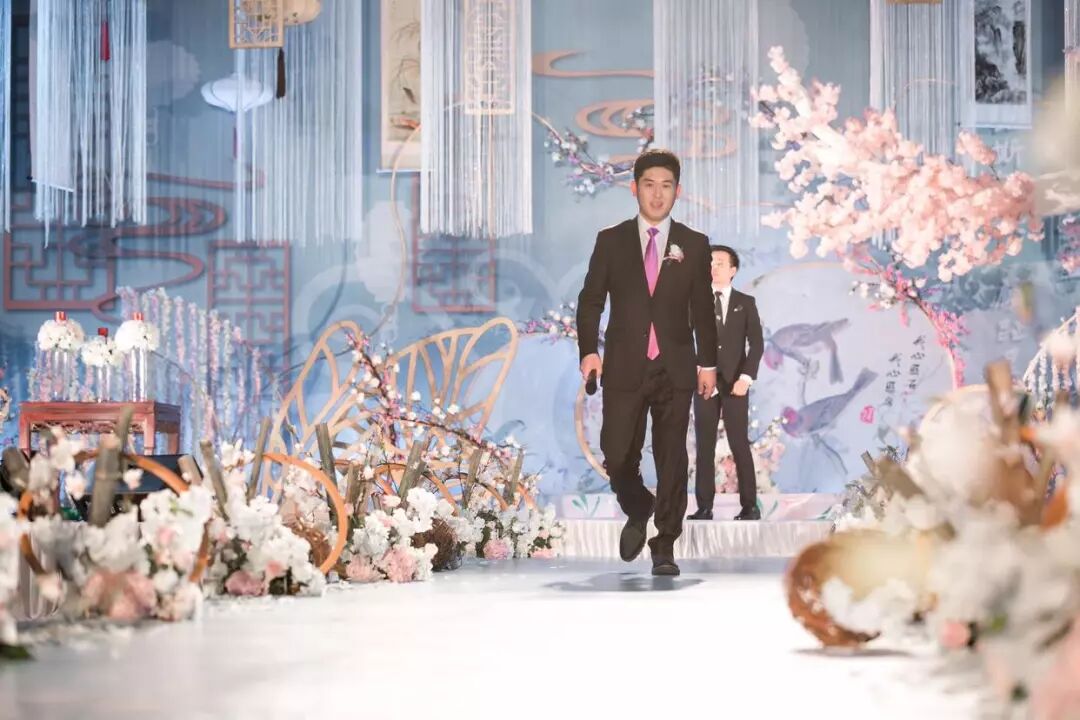 没经验想开个婚庆公司_婚礼主持经验分享_新中式婚礼策划