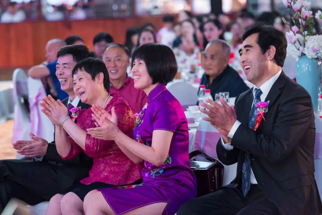 没经验想开个婚庆公司_婚礼主持经验分享_新中式婚礼策划