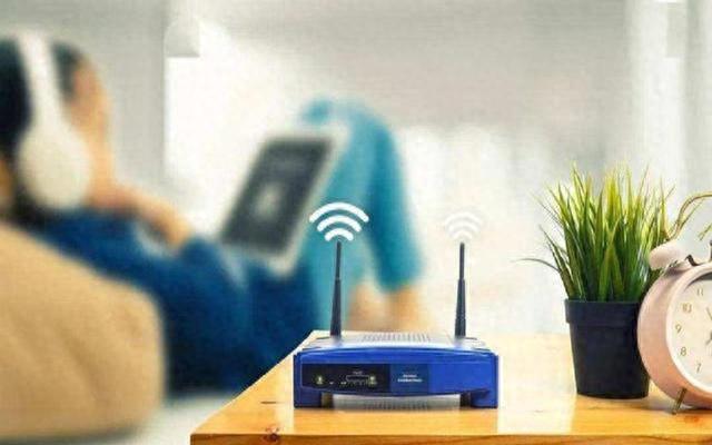 路由器设置好了上不了网-路由器24小时开着好吗？宽带师傅告诉你答案，网络不再“龟速”了