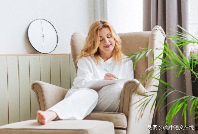 个人职业规划范文100字-2024年全国名校模考作文（106）谈谈你人生规划的方向和理由