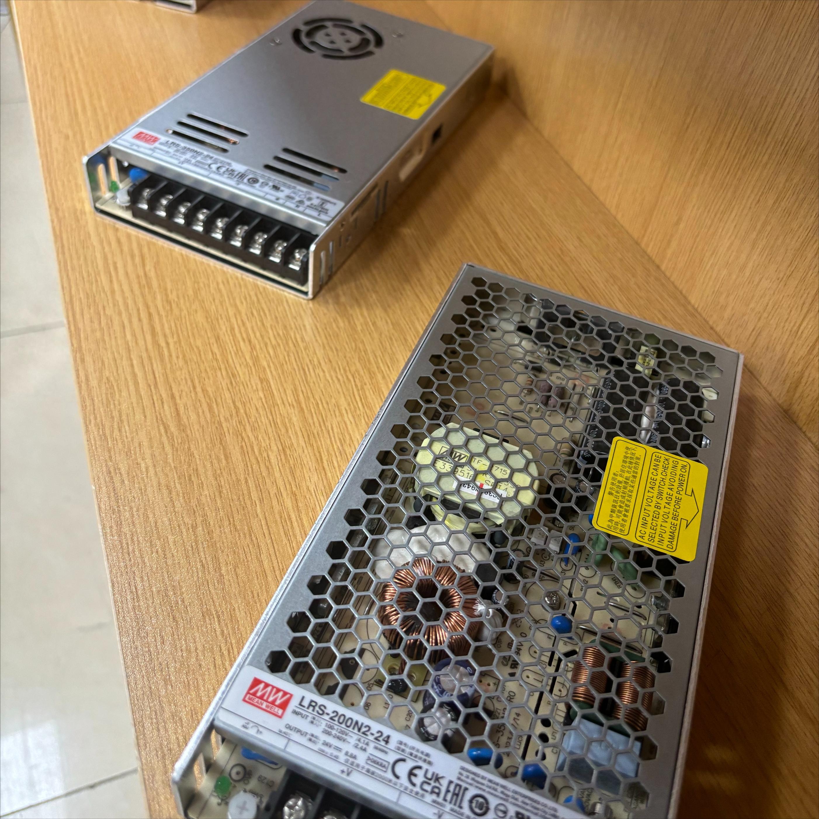 国内电源模块厂家排名-国内开关电源品牌 TOP 榜！5 大领域闭眼选不踩坑，行业人都在抄作业