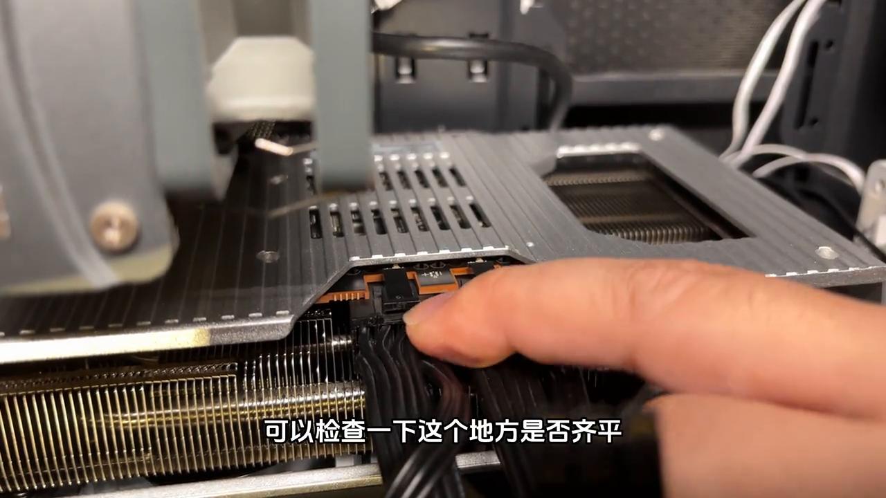 新手显卡安装步骤_显卡安装教程_电脑更换显卡教程