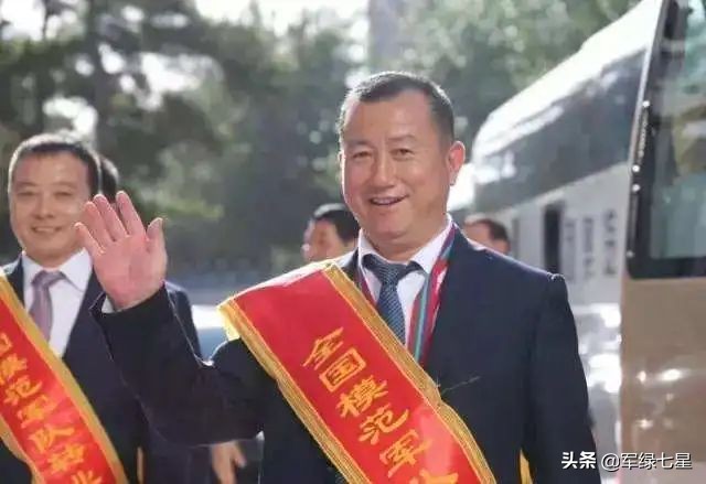 自主择业到退休年龄后_自主择业由来与定性_自主择业政策演变