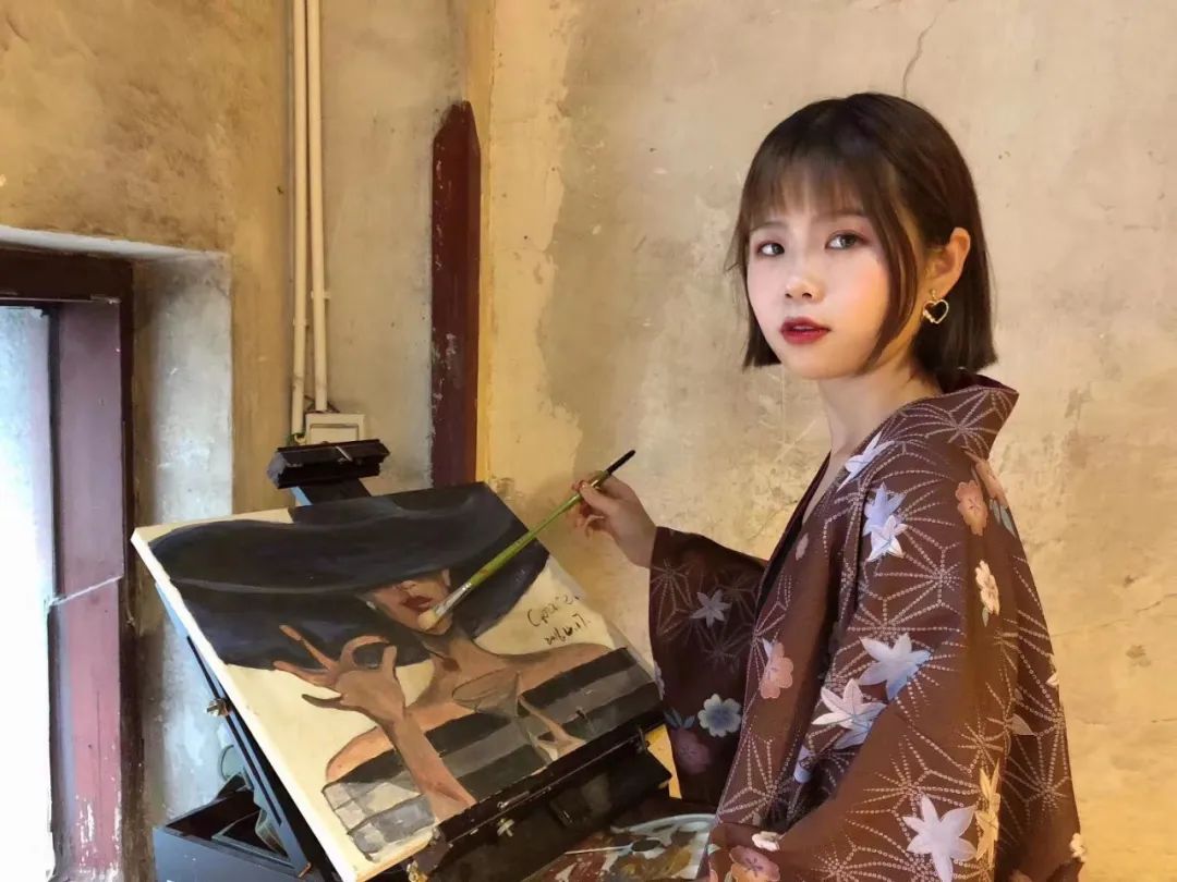 姐姐来我房间说想要_姐姐房间里声音_姐姐叫我想要叫来房间