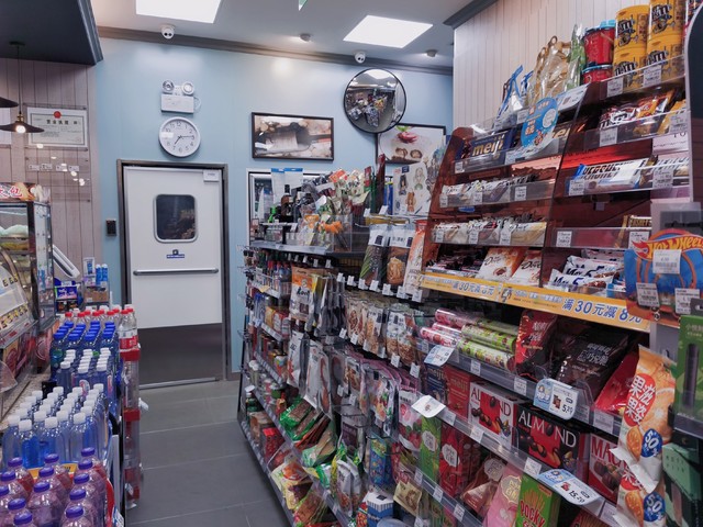 全家便利店的利润分析-揭露便利店不亏钱的秘密：别再犯这些“常见误区”！