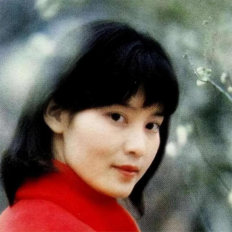 潘虹与米家山的婚姻生活_米家山和潘虹的爱情故事_米家山现在的妻子孩子