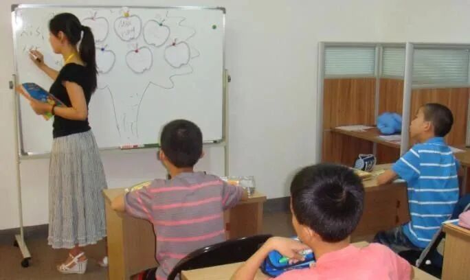 教育市场发展阶段_英语培训机构竞争分析_教育培训行业竞争格局