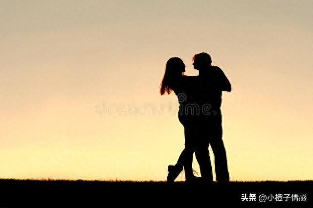 老公说话总是不耐烦-夫妻之间，男人越对你不耐烦，不心疼你，越说明了3个现实1个真相