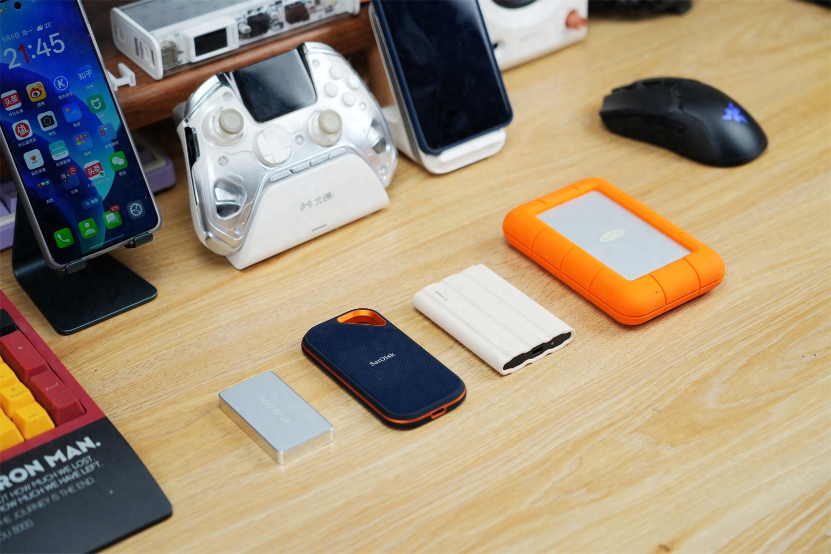 移动硬盘价格一般多少-4款移动硬盘评测对比:告诉你摄影、设计工作者该如何选?