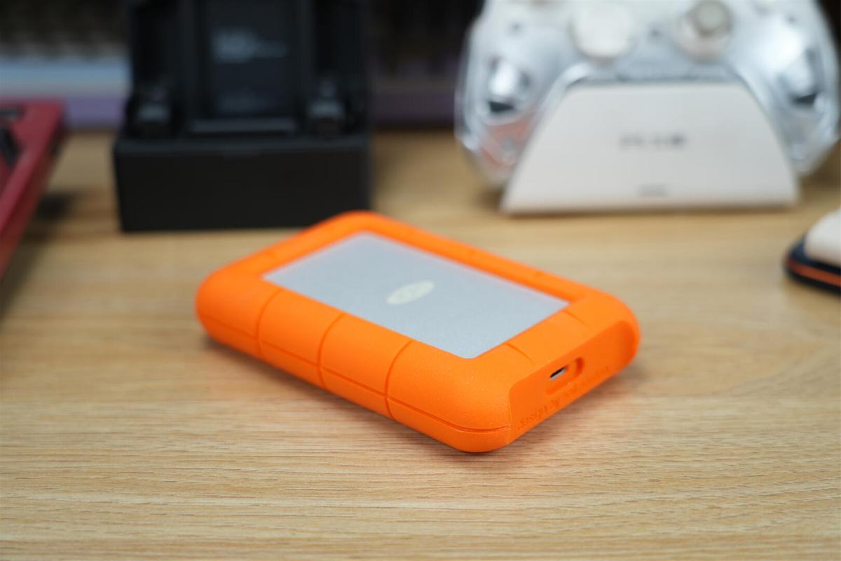 存储设备颜值革命_移动硬盘价格一般多少_生活美学融合存储