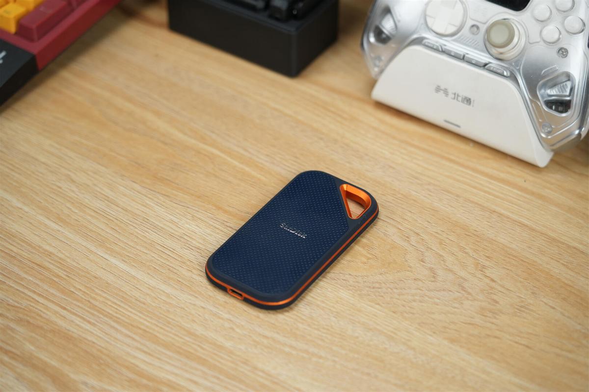 生活美学融合存储_存储设备颜值革命_移动硬盘价格一般多少