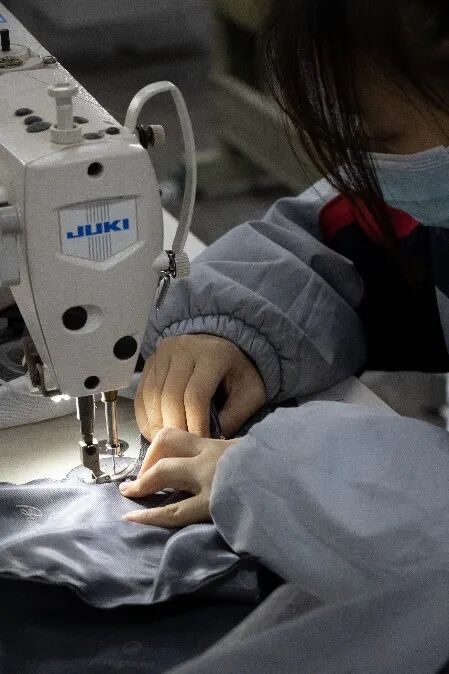 电脑款式拓展设计纸样设计与立体造型_温州服装打版学校_温州市中等职业学校技能节服装设计与工艺比赛