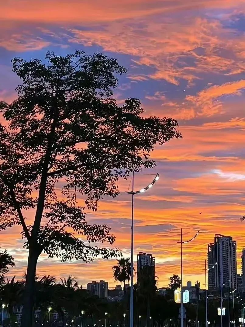 睡前对自己笑一个_晚安不是结束而是生命的另一种开始_能睡个好觉的心情说说