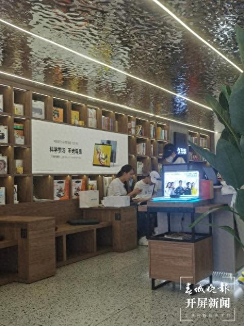 kindle阅读器可以下载软件吗_国产电子书阅读器市场分析_kindle停止中国服务