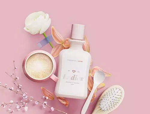 电商简约设计_自己可以简单设计的网站_极简电商网站版式设计