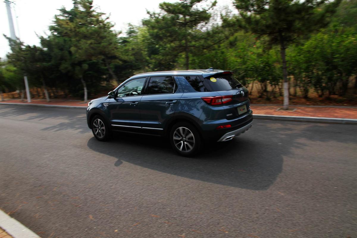 长安cs35隐藏功能介绍_长安CS55智能互联_长安CS55乘坐舒适