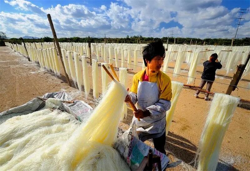 农村小工厂项目_投资少见效快前景好_找个小项目开个小工厂