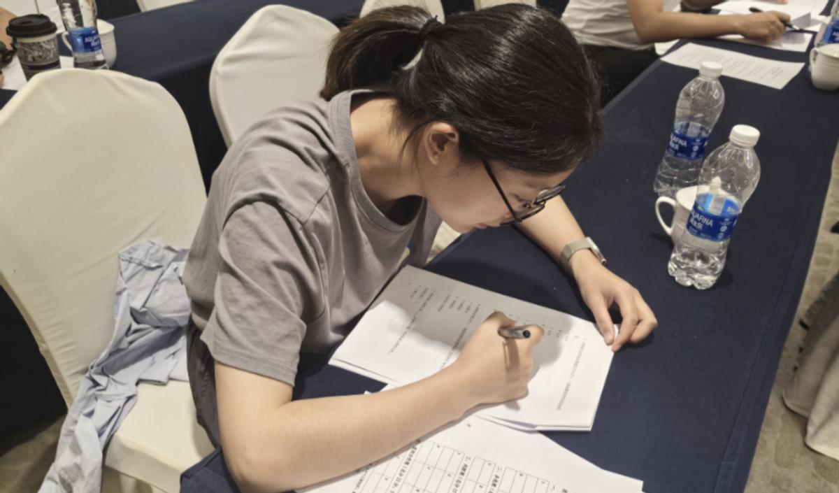 计划员面试题及答案_生产计划员岗位说明书_生产班长面试相关问题