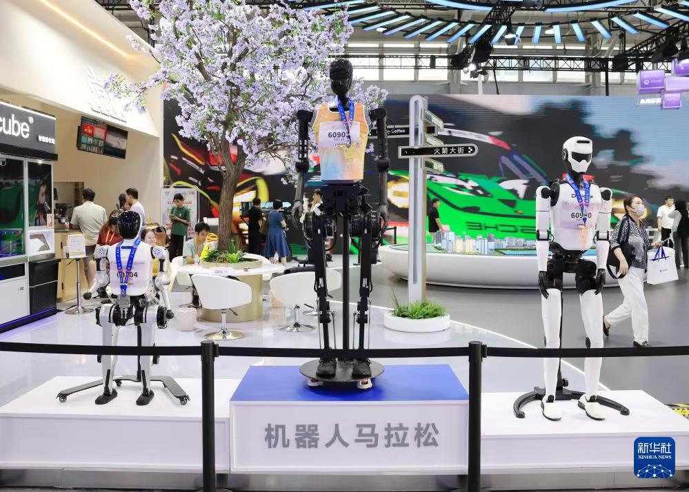 网络强国建设路径_如何做好网络意识形态工作_习近平总书记关于网络强国的重要思想