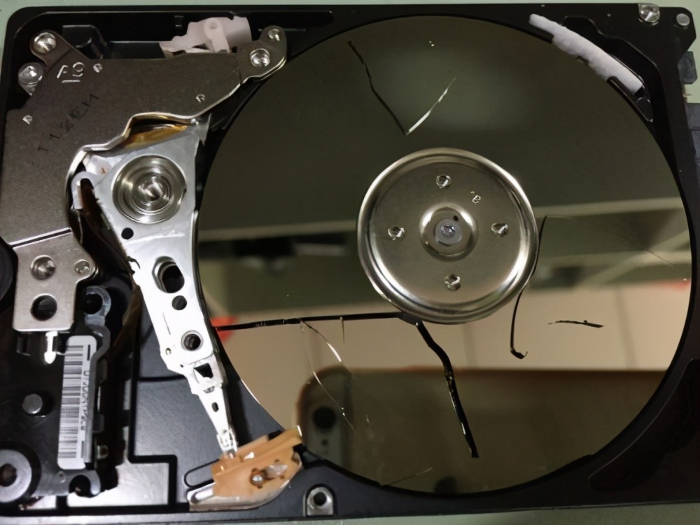 机械硬盘固态硬盘寿命对比_固态硬盘和机械硬盘可以一起用吗_机械硬盘数据恢复成本