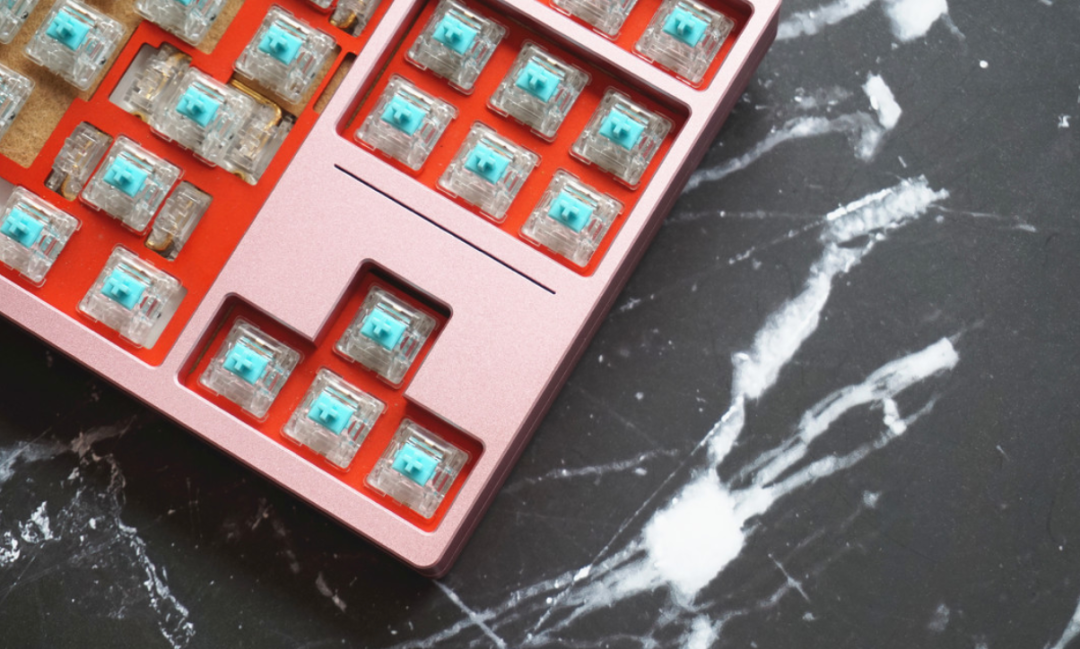 打游戏键盘买什么轴好_机械键盘客制化键盘饕餮好难写