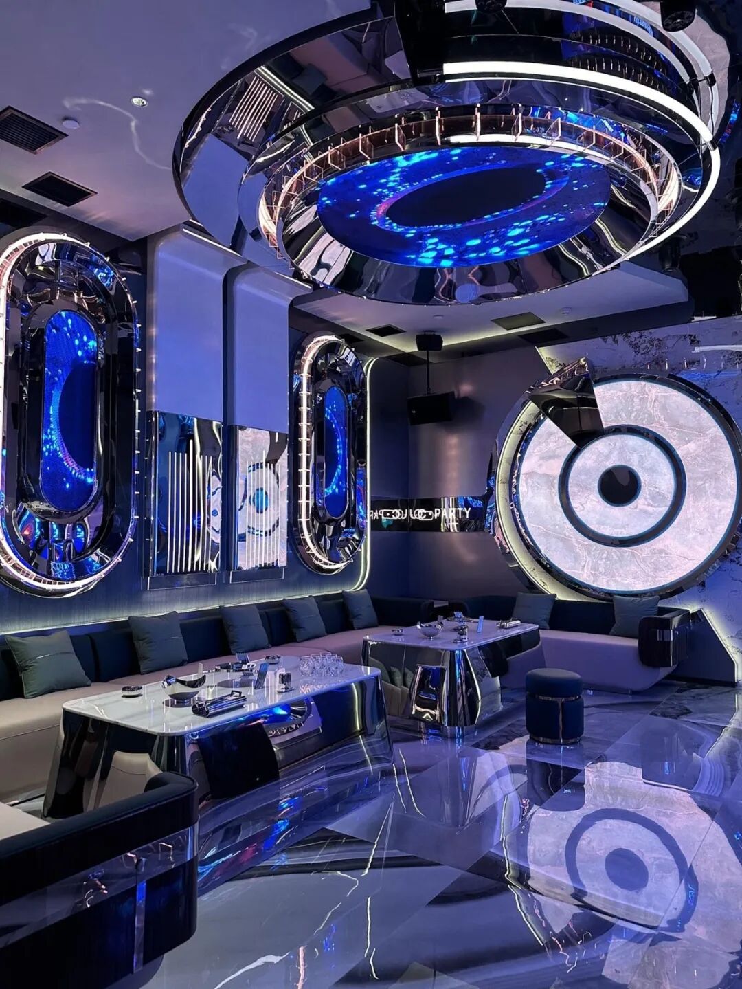 县城KTV创业经验_我想学ktv的经营管理模式_选KTV加盟品牌标准